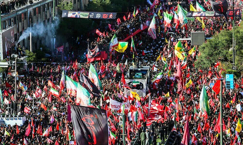 مراسم تشییع پیکر مطهر آقای شهید ایران – مشهد