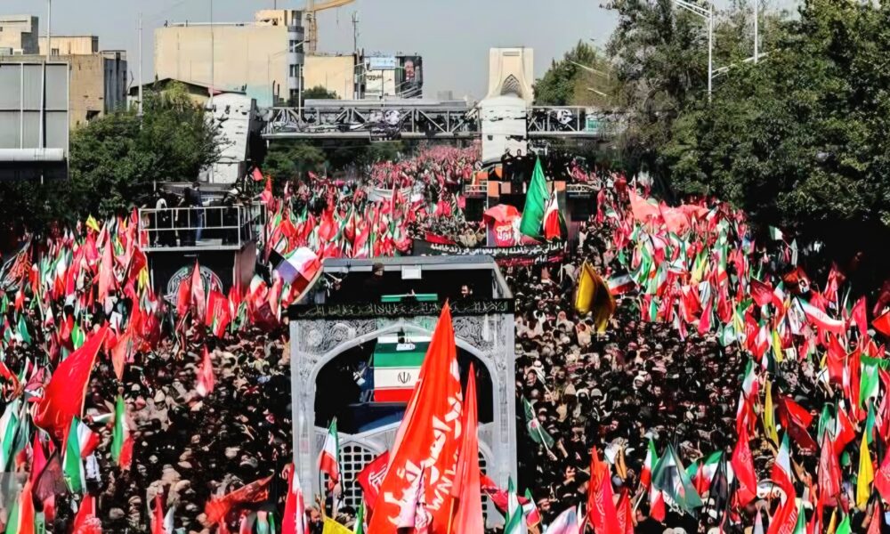 تصاویر مراسم تشییع پیکر مطهر آقای شهید ایران
